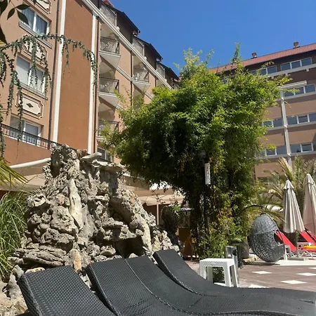 Hotel apartamentowy Bh Residents